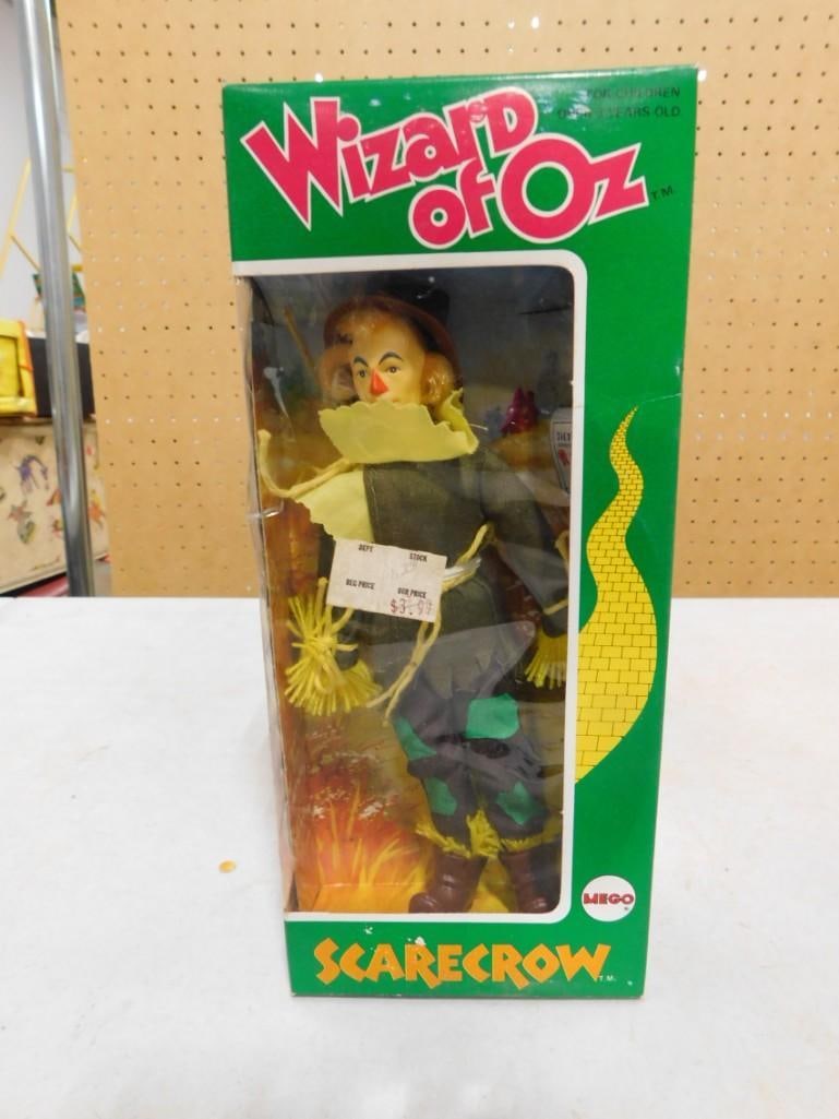 Vtg 1974 Wizard of Oz Scarecrow Doll by Mego NOS New Old Stock WOZ: Vintage 1974 Wizard of Oz Scarecrow Doll by Mego NOS New Old Stock WOZ . Window on the box has yellowed due to age