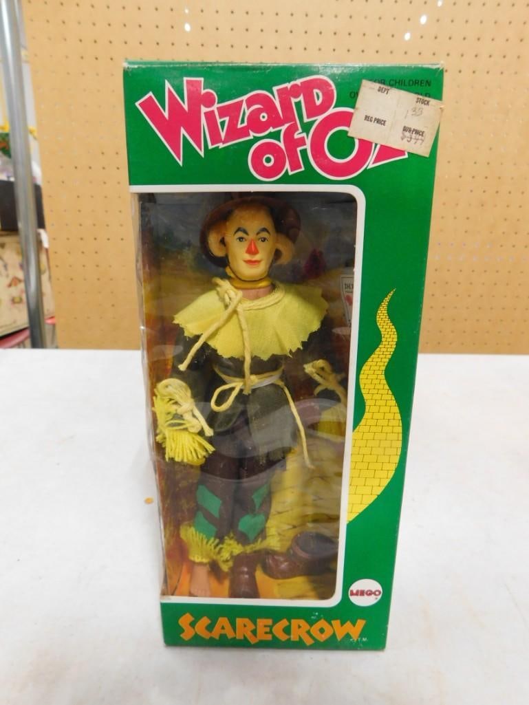 Vtg 1974 Wizard of Oz Scarecrow Doll by Mego NOS New Old Stock WOZ: Vintage 1974 Wizard of Oz Scarecrow Doll by Mego NOS New Old Stock WOZ . Window on box has yellowing due to age