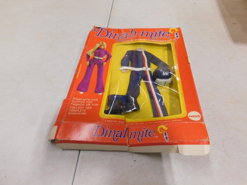 Vintage Dinah-mite outfit Damaged Box. 1972 Mego: Vintage Dinah-mite outfit Damaged Box. 1972 Mego
