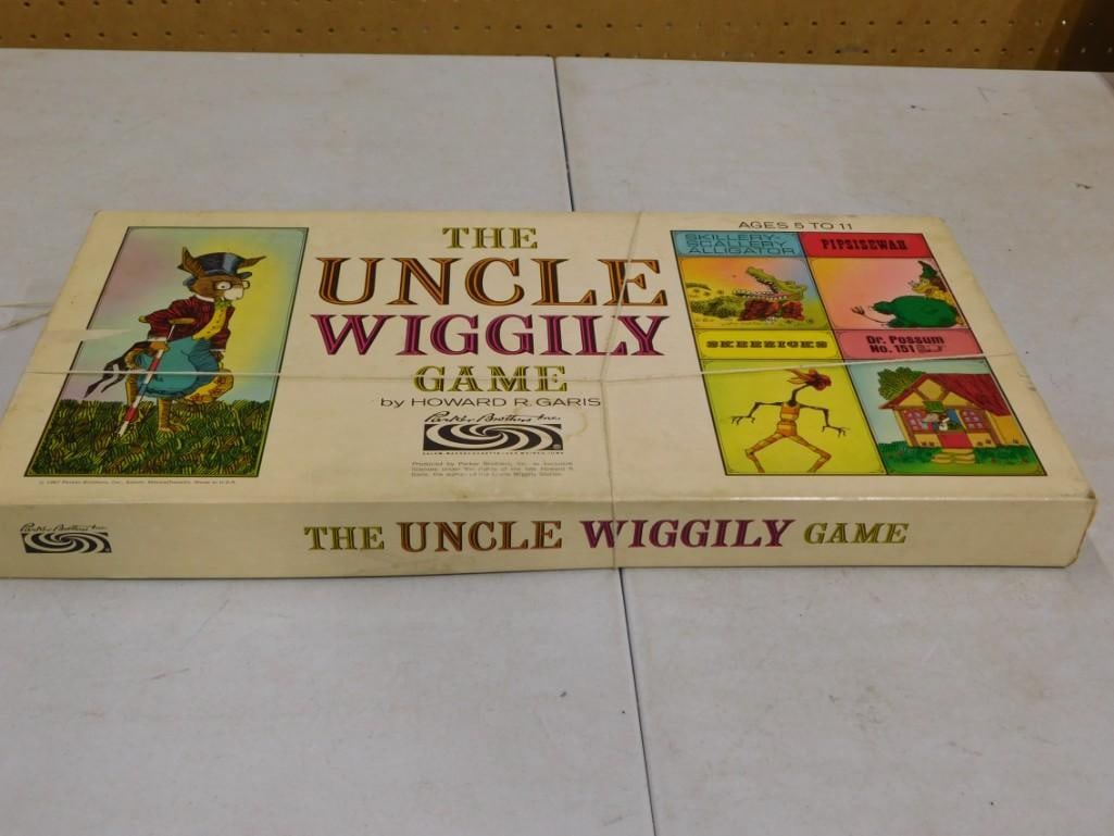 Vintage Uncle Wiggily Board Game - comes with everything as shown 1967 Parker Brothers (1 of 4)