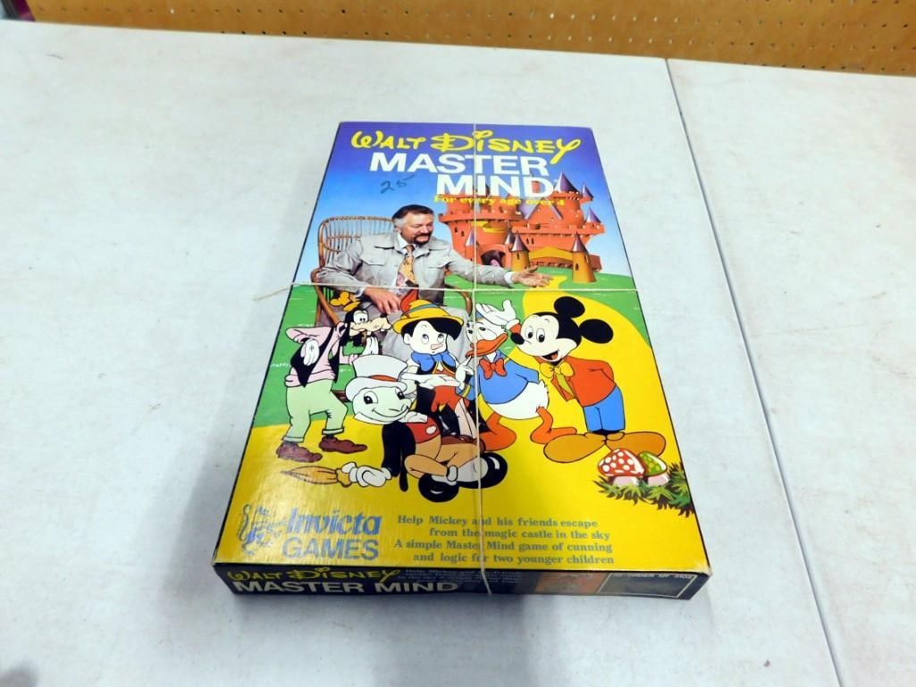 Vintage Walt Disney Master Mind Game - comes with everything as shown. Invicta Games (1 of 5)