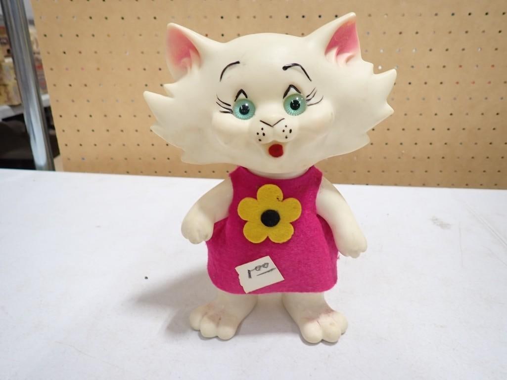 Vtg 1969 Roy Des Fla Kitty Cat Figure: Vtintage 1969 Roy Des Fla Kitty Cat Figure