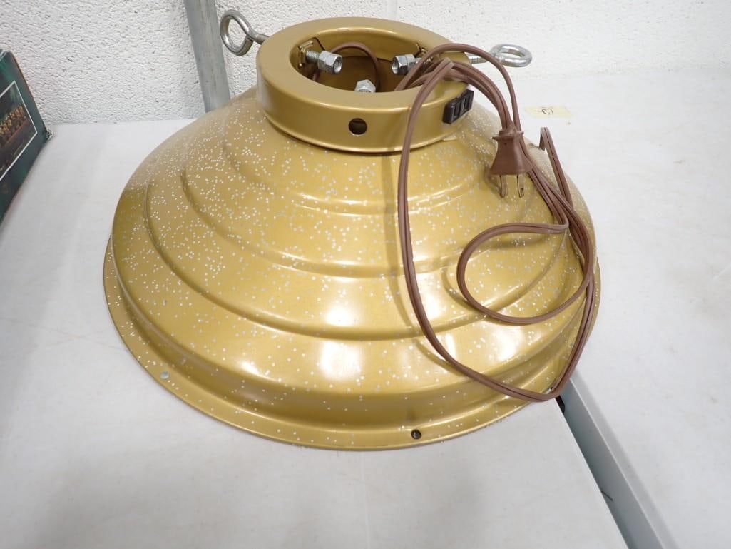 Vintage Rotating Musical Christmas Tree Stand Works (1 of 3)