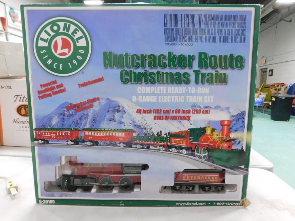 LIonel Nutcracker Route Christmas Train in Original Box (1 of 7)