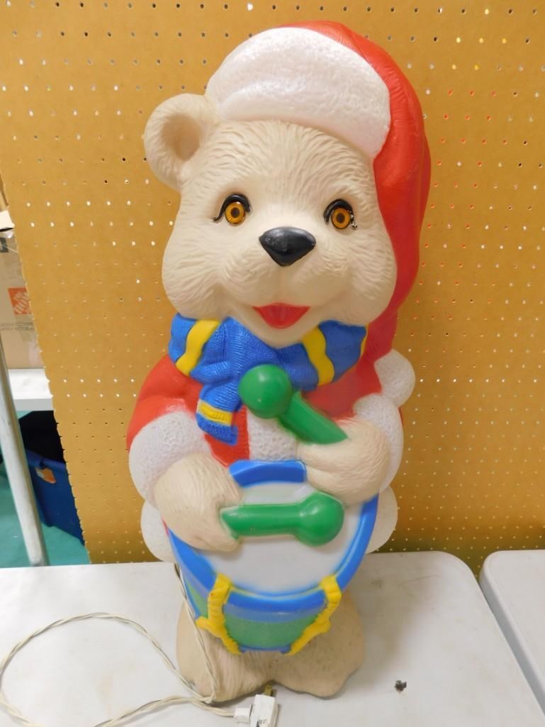 Vintage Little Drummer Bear Christmas Blow Mold by TPI Works: Vintage Little Drummer Bear Christmas Blow Mold by TPI. Lights up.