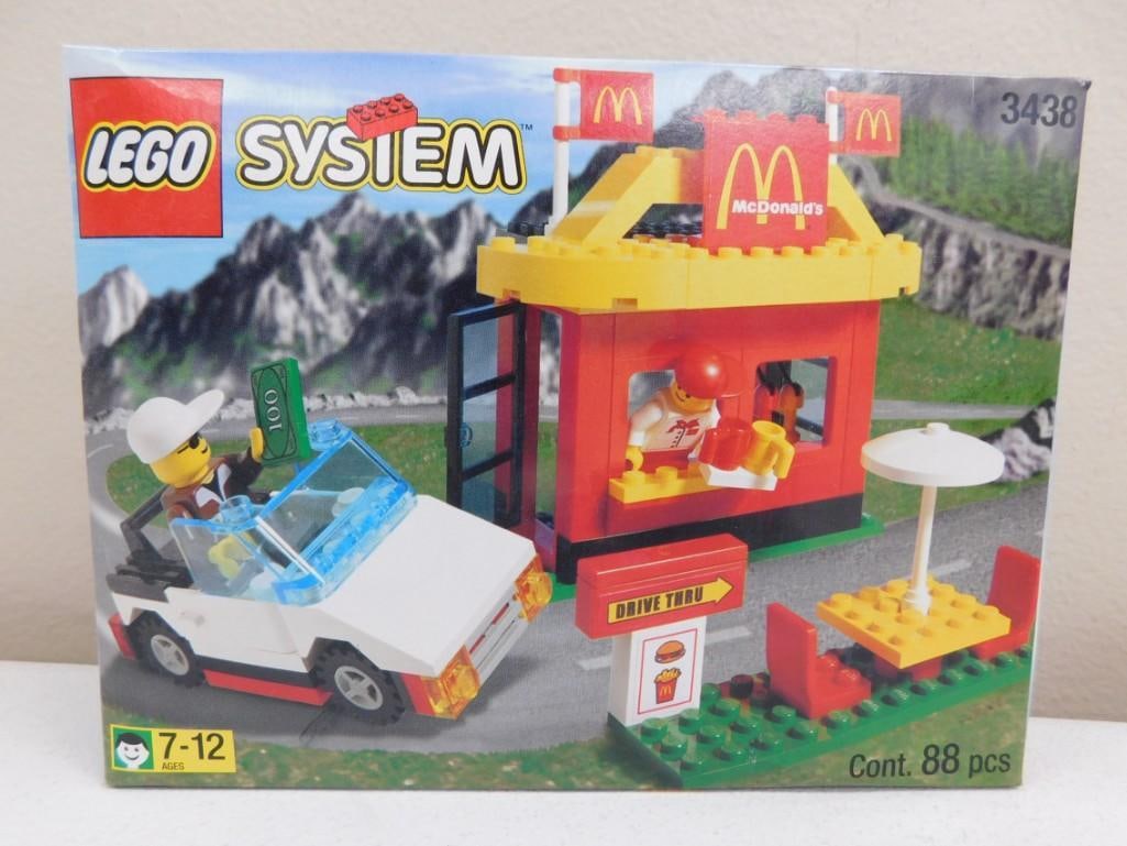 Vintage McDonald's Lego Set 88 pieces - New Old Stock 3438 Restaurant Promotion (1 of 3)