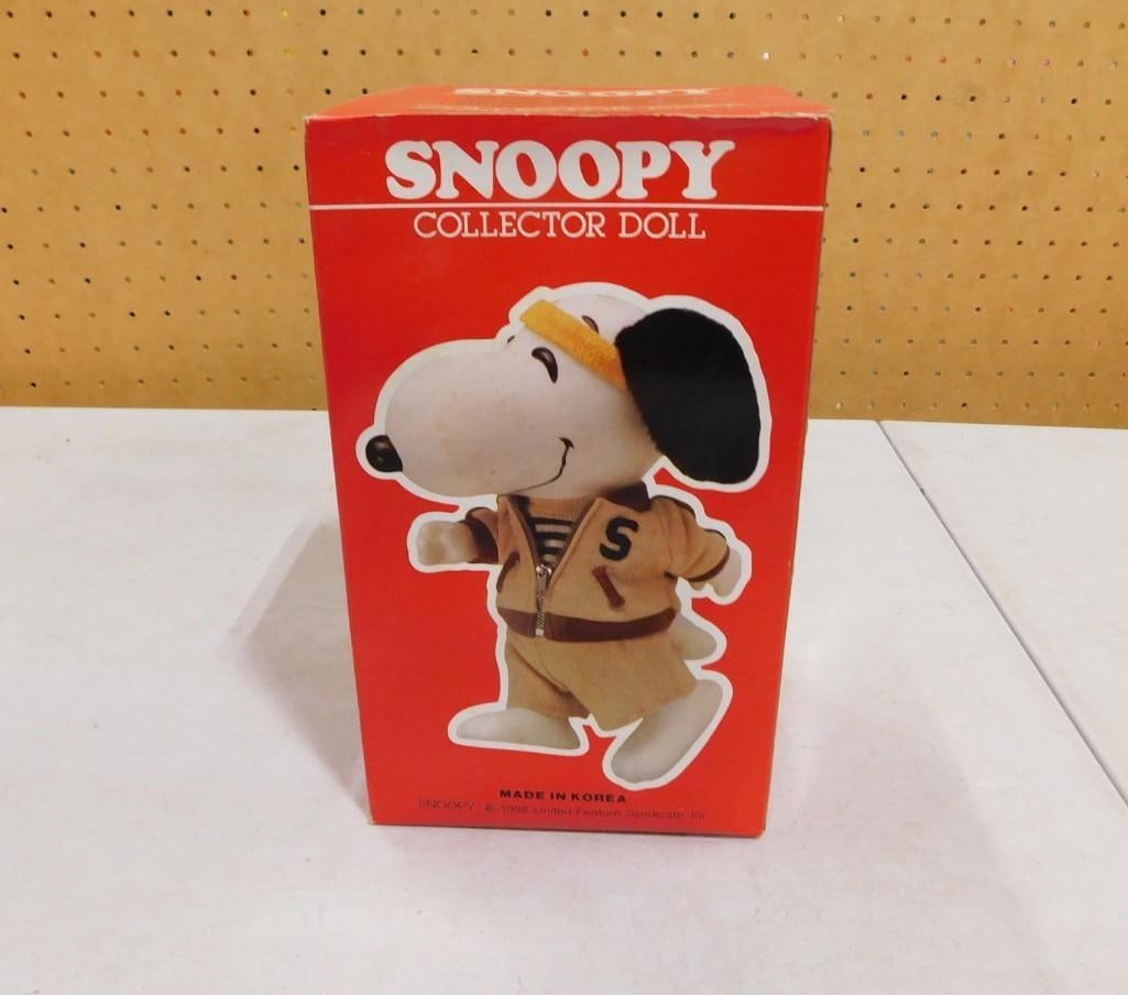 Vintage Snoopy Collector Doll Jogger No 3402 PVC Figure NOS New Old Stock 8 1/2": Vintage Snoopy Collector Doll Jogger No 3402 PVC Figure NOS New Old Stock 8 1/2" Made in Korea