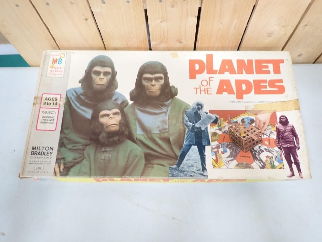 Vintage Planet of the Apes Board Game - comes with everything as shown - looks complete: Vintage Planet of the Apes Board Game - comes with everything as shown - looks complete
