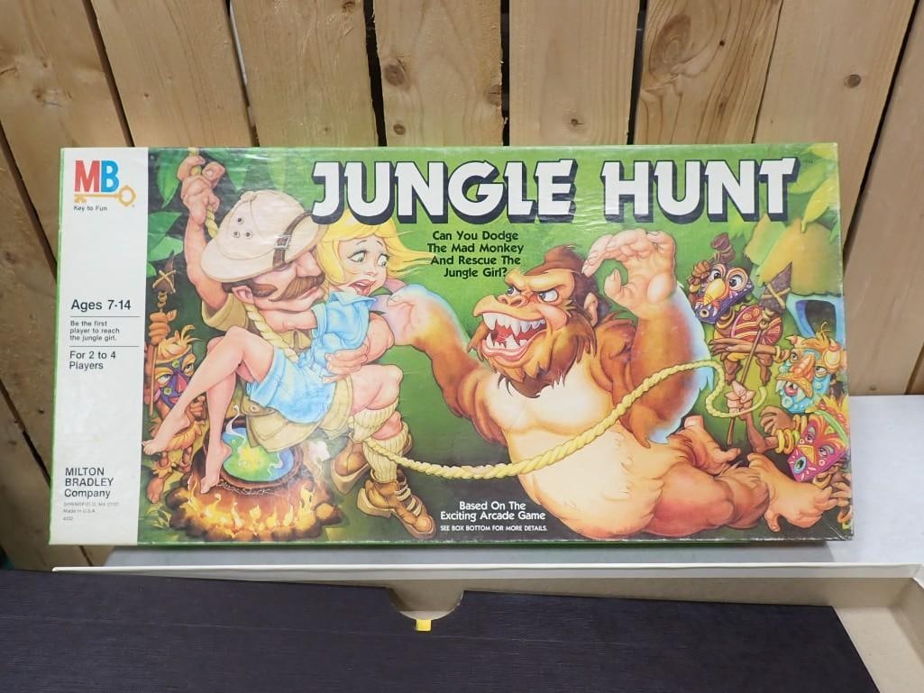 Vintage Jungle Hunt Board Game From Milton Bradley - Complete (1 of 8)