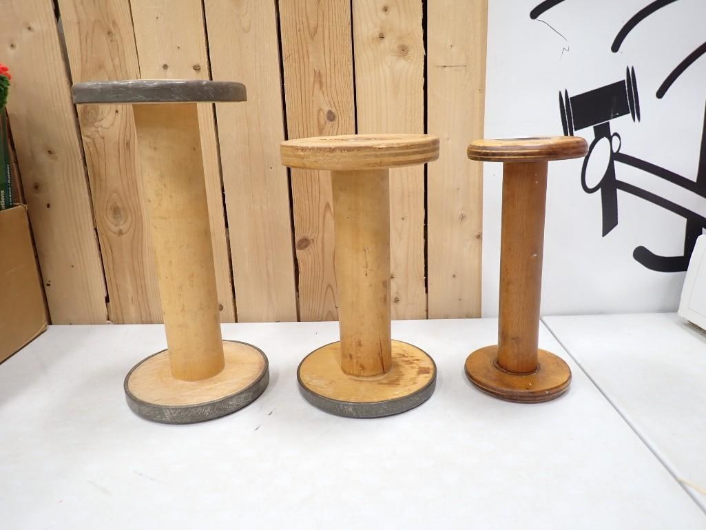 3 Vintage Wooden Textile Spools (1 of 4)
