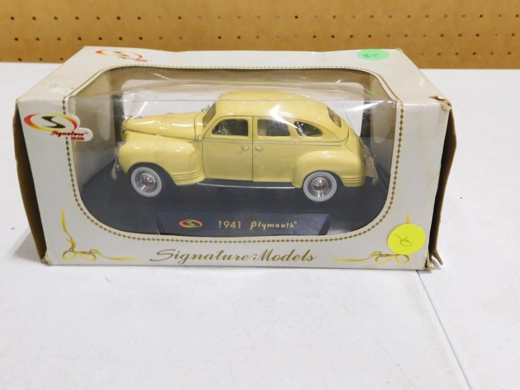 Signature Models 1941 Plymouth Die Cast Model Car in Original Box (1 of 3)