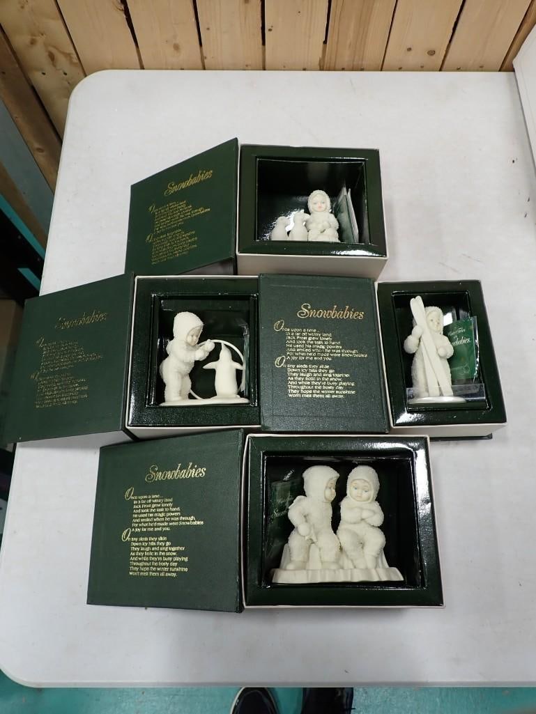 Lot of Snowbabies with boxes: Lot of Snowbabies with boxes