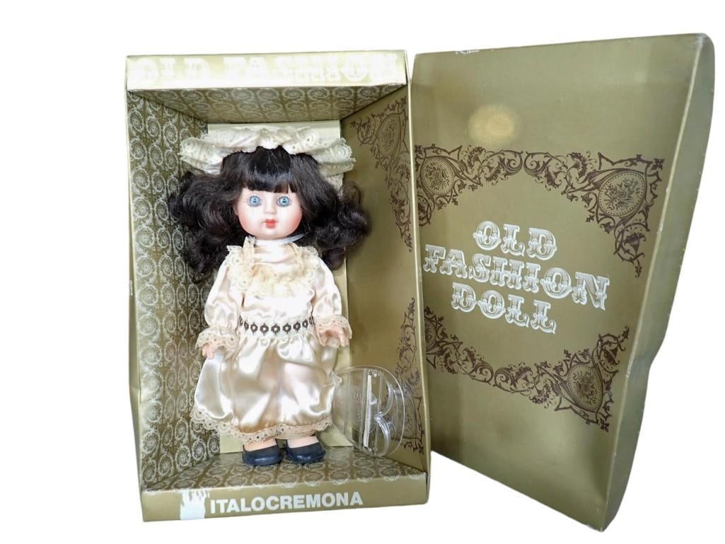 Vintage Old Fashioned Doll - Italocremona Gazzada 49-34214 with original box (1 of 10)