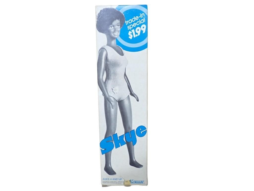 Vintage Kenner Skye Doll African American with original box from the 1970's (1 of 8)
