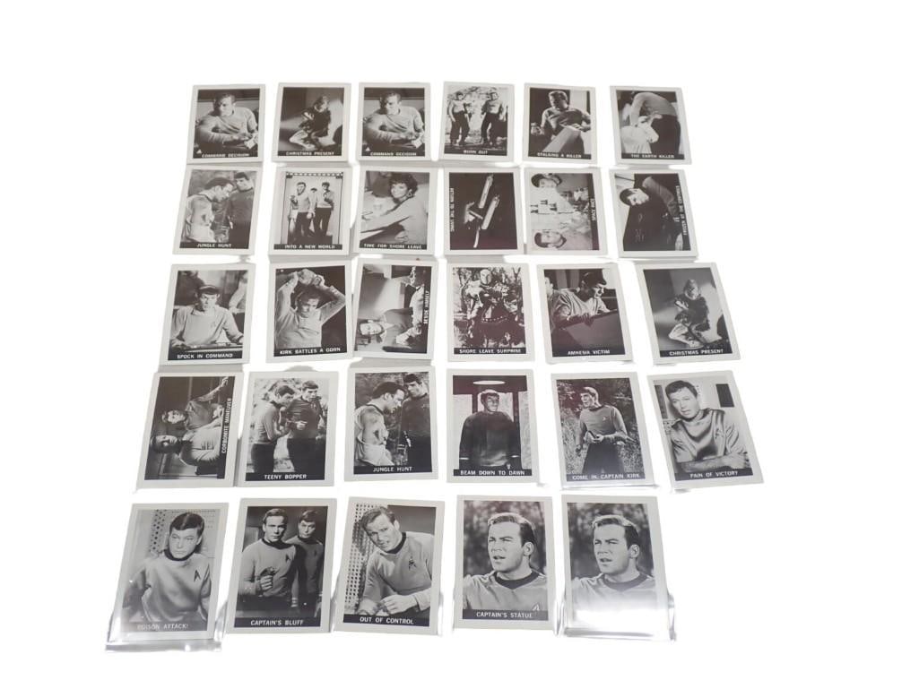Vintage 1967 Star Trek Cards Leaf Black and White - 29 of them (1 of 15)