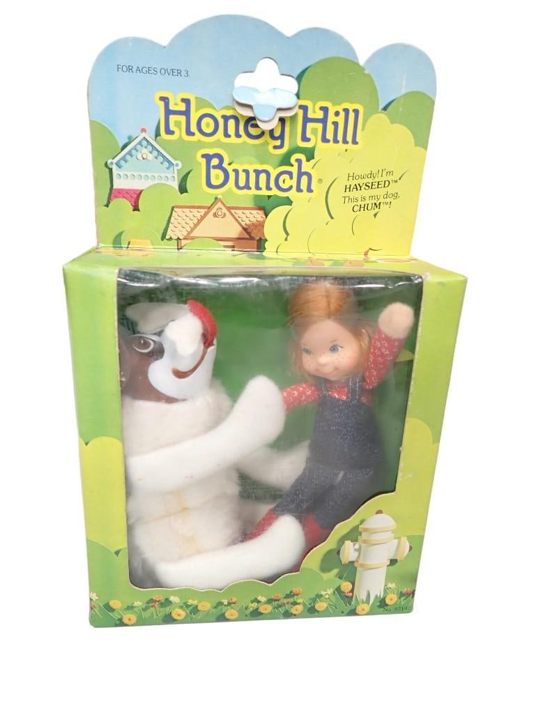 Vintage Honey Hill Bunch Hayseed and Chum with original box 1976 Mattel No 9714: Vintage Honey Hill Bunch Hayseed and Chum with original box 1976 Mattel No 9714