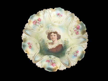 Antique RS Prussia Bowl with Élisabeth Louise Vigée Le Brun Portrait in the Center: Antique RS Prussia Bowl with Élisabeth Louise Vigée Le Brun Portrait in the Center
