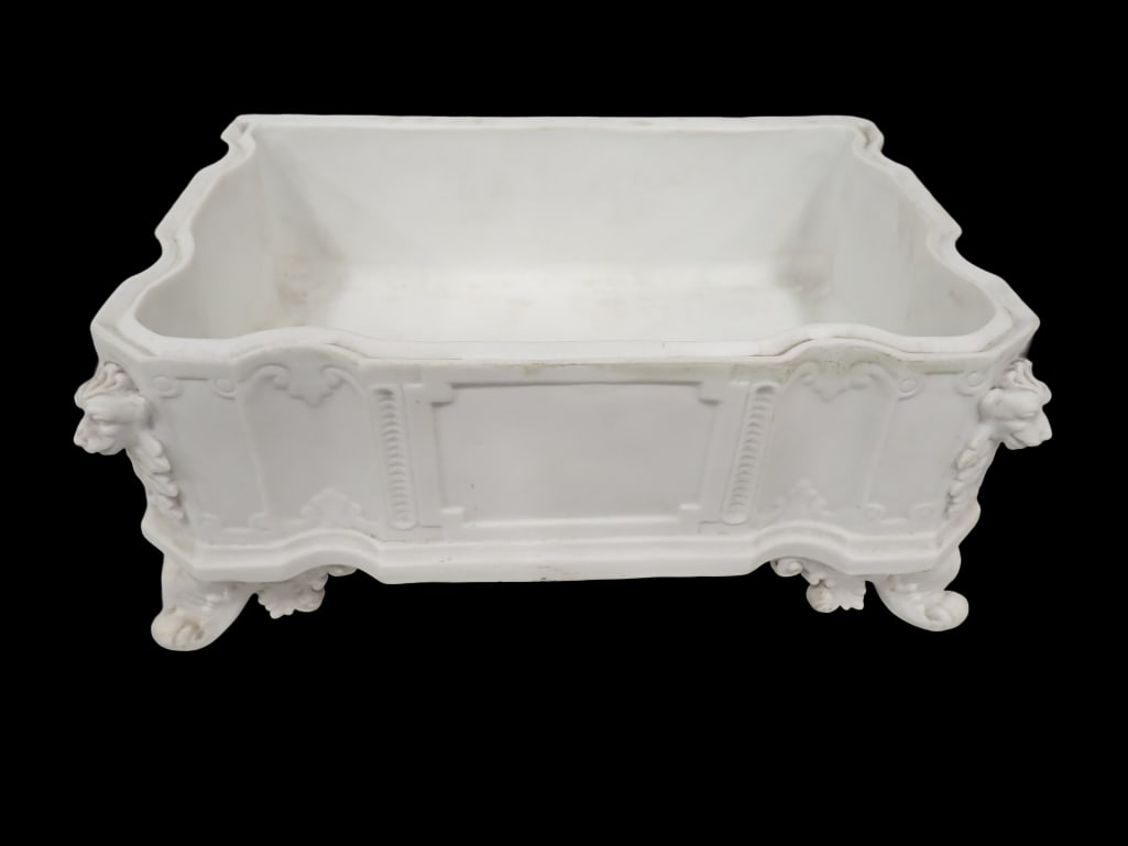 Antique Porcelain Bisque Trinket Box No Lid (1 of 9)