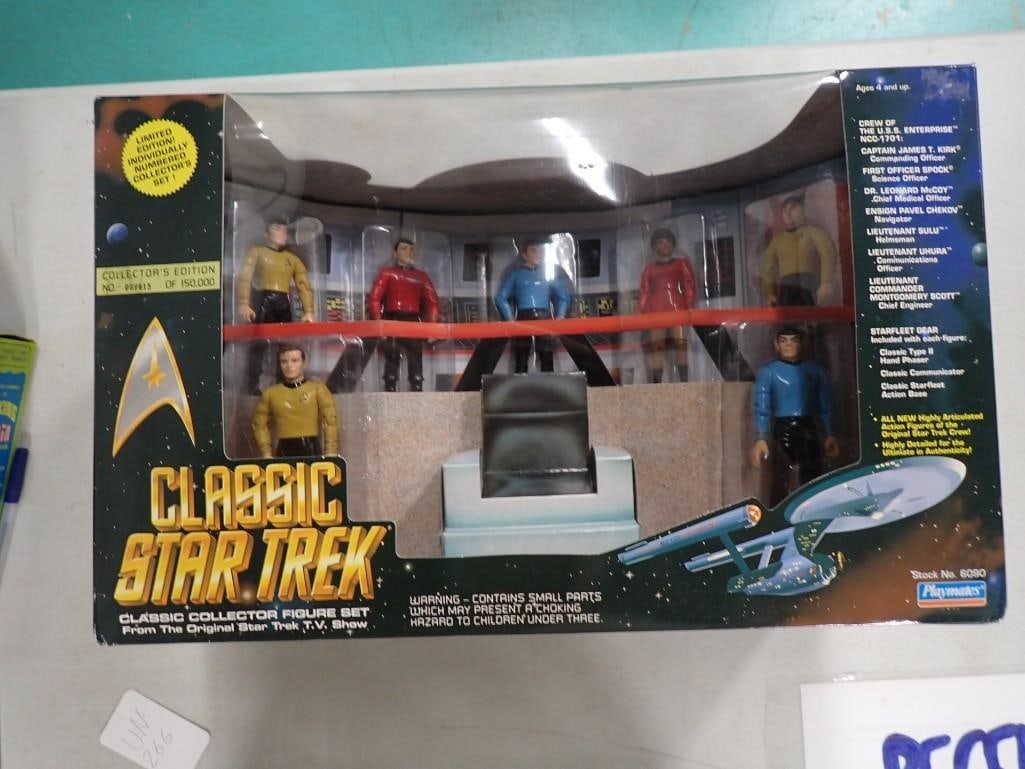 Classic Star Trek Playmates 6090 Classic Collector Figure Set New in Box (1 of 8)