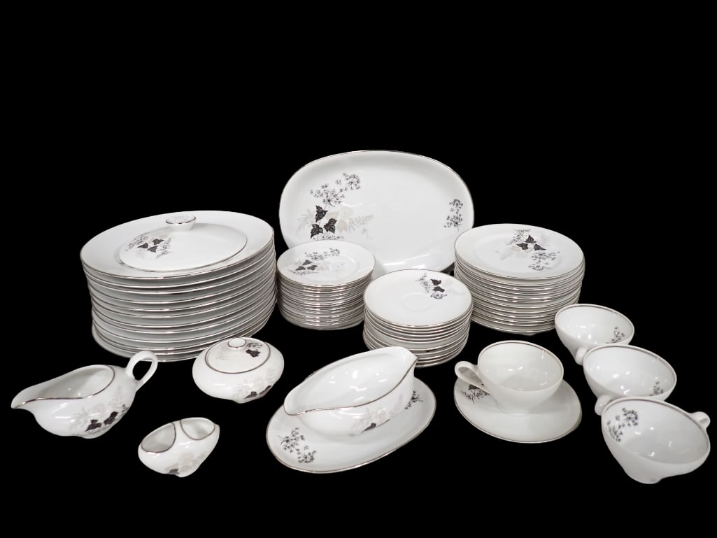 Set of Stonegate Bavarian Wooddale China Made in Germany (1 of 19)