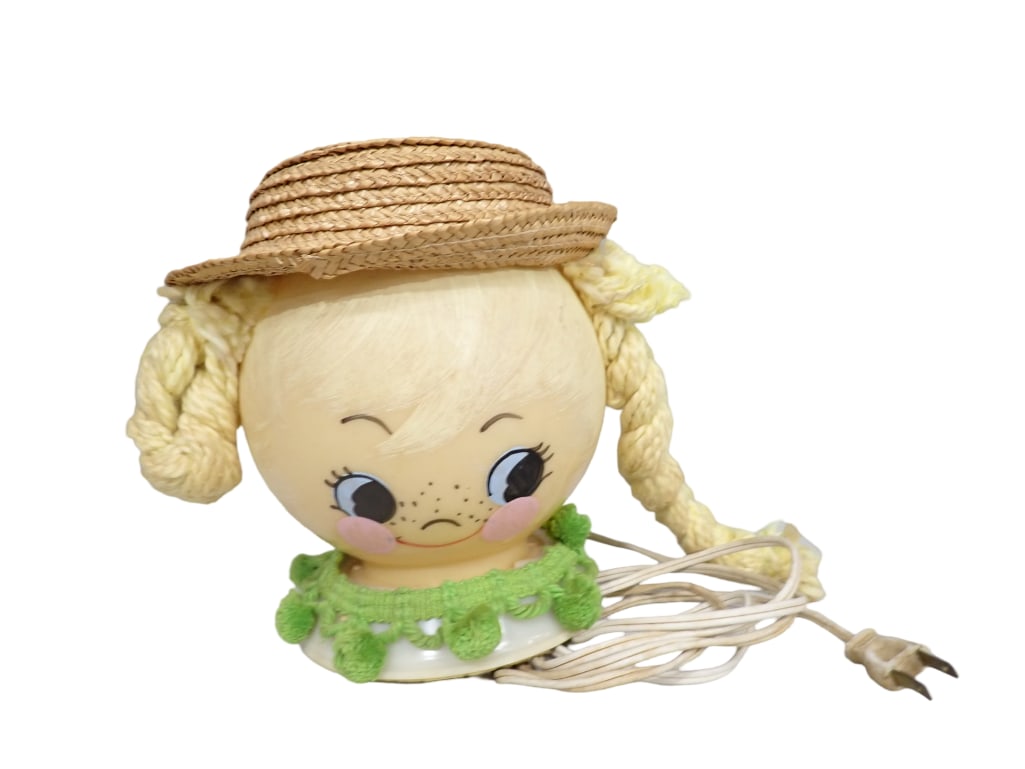 Vintage Bo-Kay Lili Girl with Straw Hat Lamp or Night Light: Vintage Bo-Kay Lili Girl with Straw Hat Lamp or Night Light