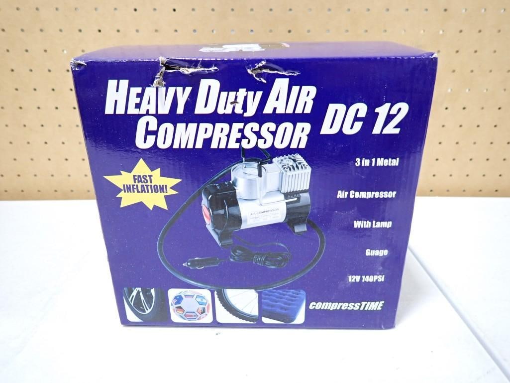Heavy Duty Air Compressor DC 12 Appears New in Damaged Box (1 of 5)