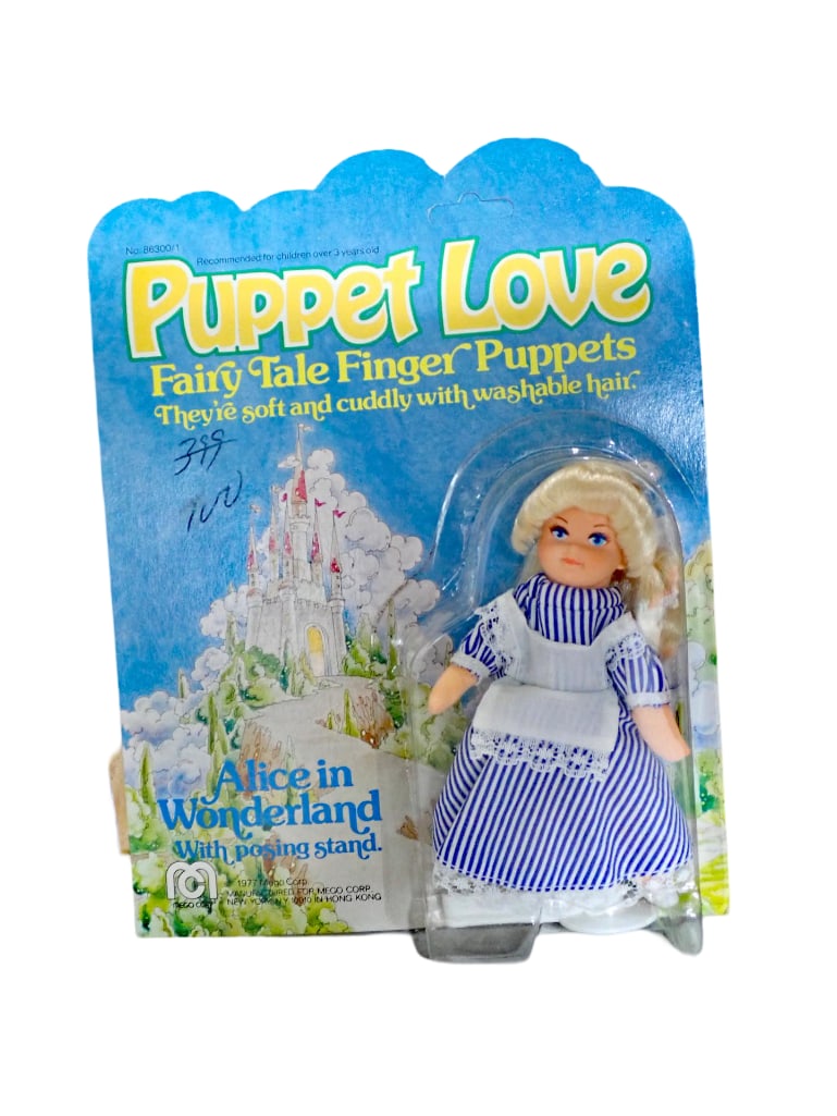 Vtg 1977 Puppet Love Fairy Tale Finger Puppet Alice in Wonderland with Posing Stand by Mego NOS (1 of 6)