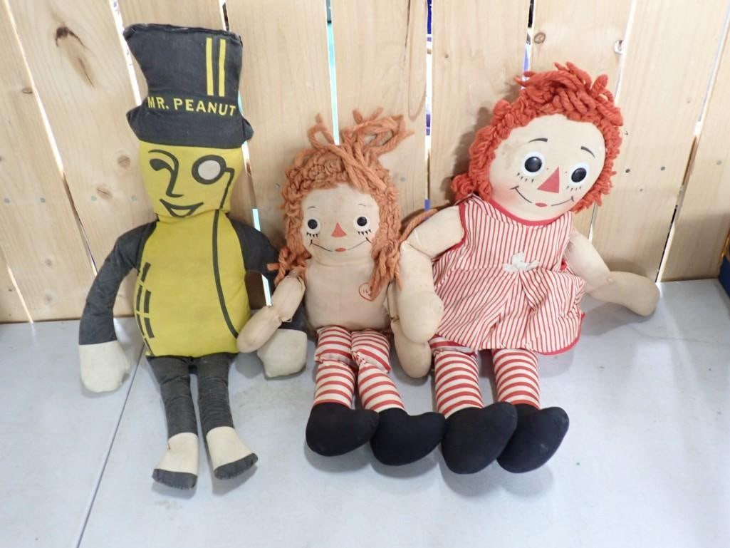 Vintage Mr Peanut and Raggedy Ann Cloth Dolls (1 of 10)