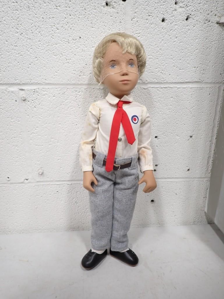 Vintage Sasha Blonde School 314S Trendon 16" Vinyl Doll (1 of 7)