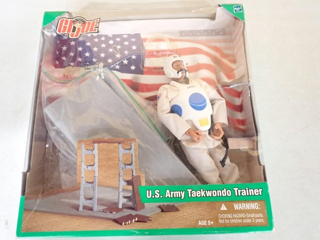 GI Joe U.S. Army Taekwondo Trainer - New in Box (1 of 3)
