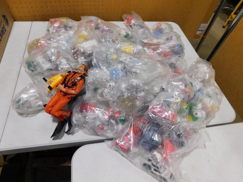 Toy Lot - Mostly in original sealed plastic bags - Look to be McDonald's Happy Meal 101 Dalmatians: Toy Lot - Mostly in original sealed plastic bags - Look to be McDonald's Happy Meal 101 Dalmatians