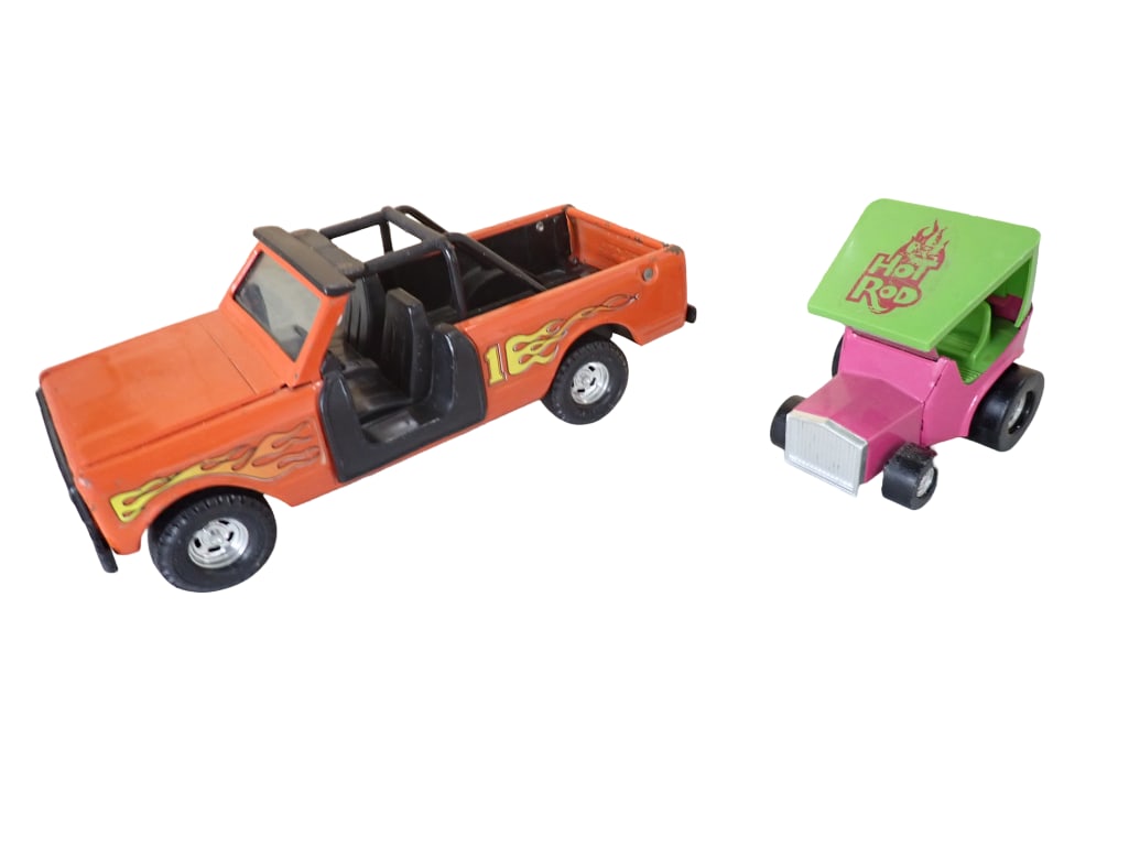 Vtg Ertl USA International Scout Baja Orange Truck and 1970s Topper Toys Hot Rod Zoomer Boomer Car: Vintage Toy Vehicles including Ertl USA International Scout Baja Orange Truck and 1970s Topper Toys Hot Rod Zoomer Boomer Car