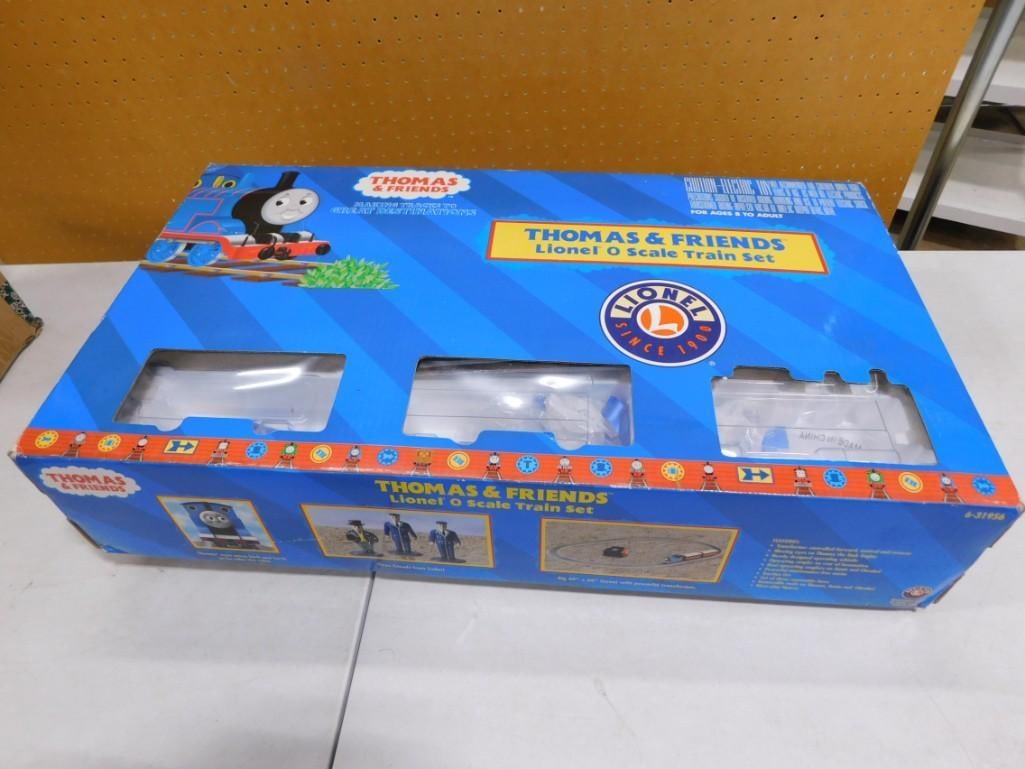 Thomas the Train Lionel Train Set with box - missing the trains, but has track and transformer -: Thomas the Train Lionel Train Set with box - missing the trains, but has track and transformer - see all pictures