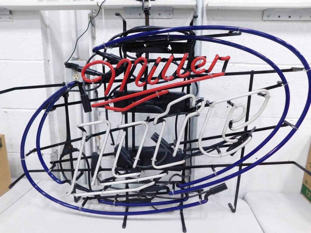 Miller Lite Neon Sign (1 of 7)
