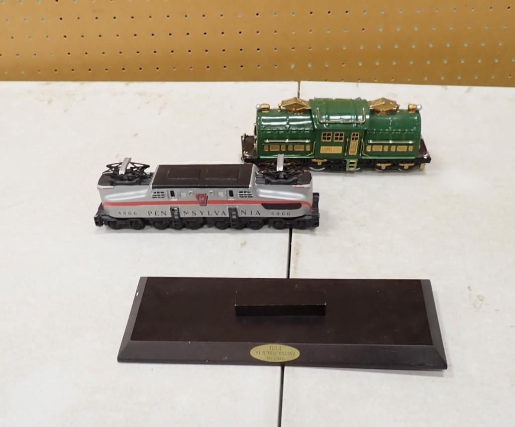 Lionel Classic Train Displays - one stand (1 of 5)