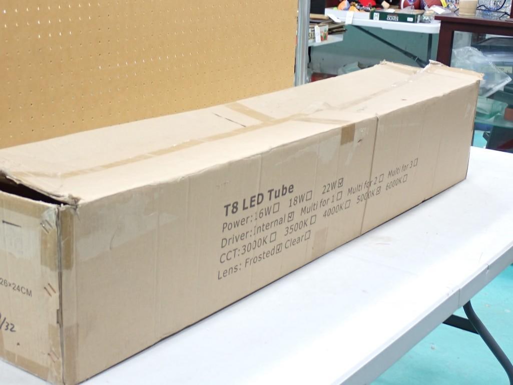 Open Box of 12 T8 LED Tube Light bulbs 22 Watt 5000K (1 of 5)