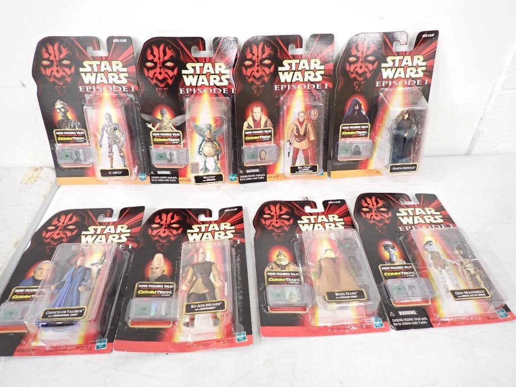 Lot of 8 Star Wars New in Package action Figures (1 of 7)