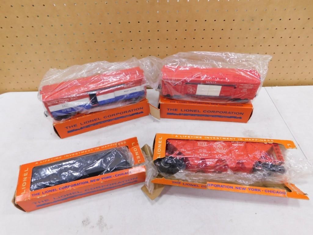 Lot of 4 Vintage O Scale Lionel Trains with boxes (1 of 10)