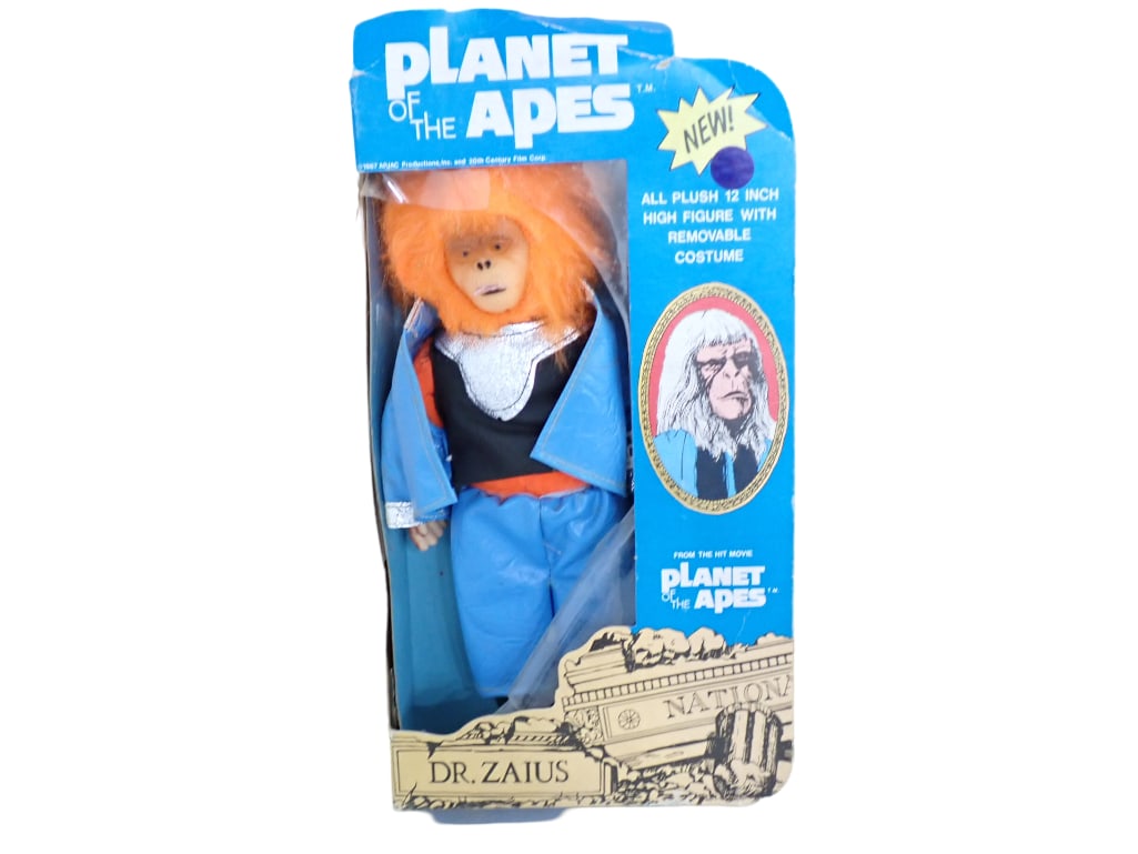 Vtg 1974 Planet of the Apes Dr Zaius Plush Figure by Well-Made Toy Mfg Corp in Original Box: Vintage 1974 Planet of the Apes Dr Zaius Plush Figure by Well-Made Toy Mfg Corp in Original Box . Condition: plush toy has never been removed from the box, but the package is torn and