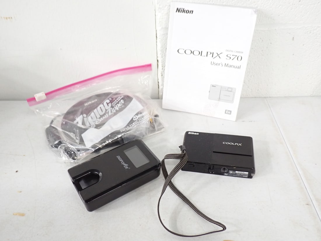 Nikon Coolpix S70 Camera, Manual, Digipower, etc (1 of 8)