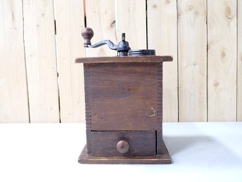 Vintage Coffee Grinder (1 of 17)