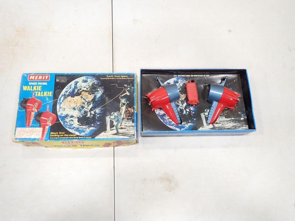 Merit Space Patrol Walkie Talkie with original Box (1 of 3)