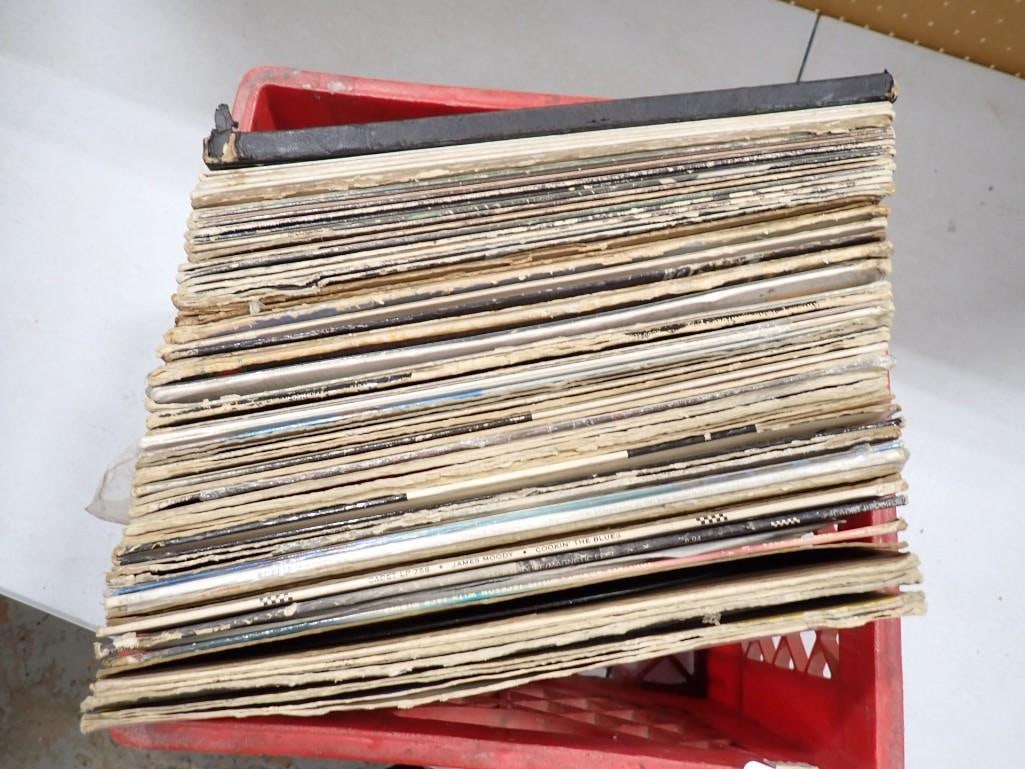 Large Lot of Vinyl Record Albums including Smokey Robinson, James Moody, Aretha Franklin, Teddy Rile: Large Lot of Vinyl Record Albums including Smokey Robinson, James Moody, Aretha Franklin, Teddy Riley, Erroll Garner, etc.