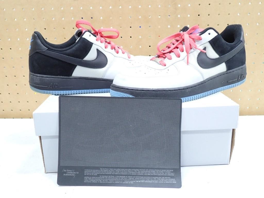 Pair of Nike Air Force 1 '07 Size 11.5 Shoes (1 of 15)