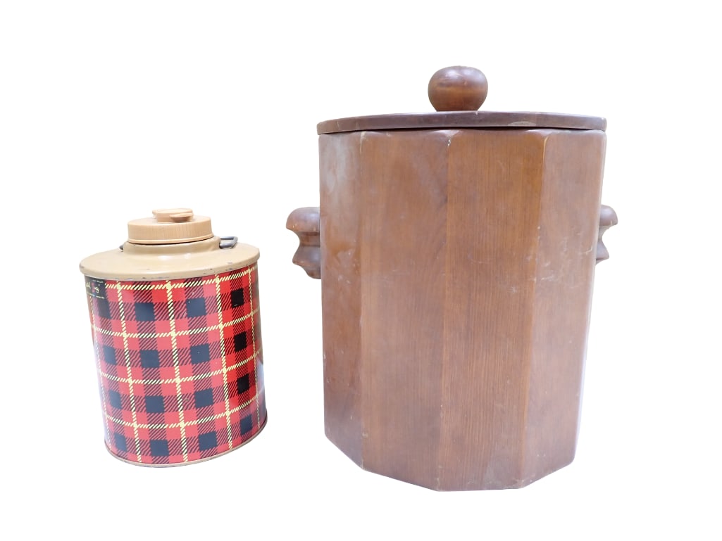 Vintage The Skotch Jug and Vintage Ice Bucket: Vintage The Skotch Jug and Vintage Ice Bucket