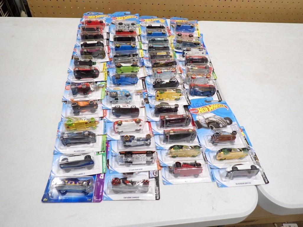 Lot of Hot Wheels Cars and Vehicles New in Package Approx 50: Lot of Hot Wheels Cars and Vehicles New in Package Approx 50