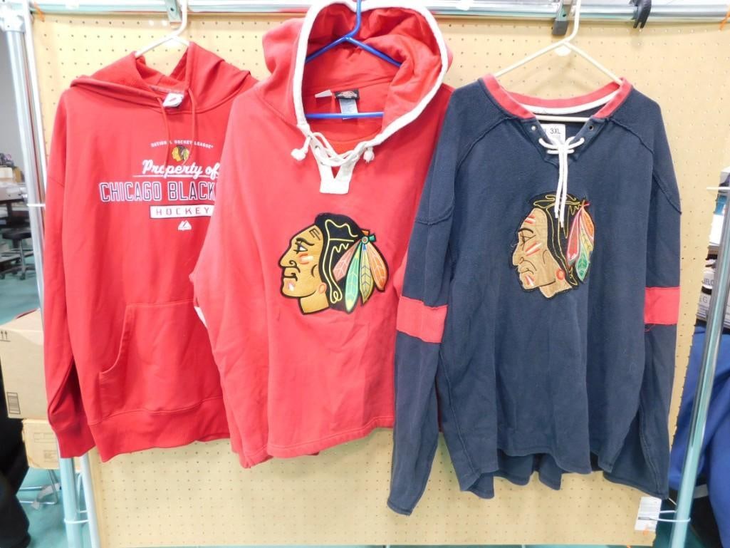 3 Chicago Blackhawks Sweatshirts / Hoodies: 3 Chicago Blackhawks Sweatshirts / Hoodies
