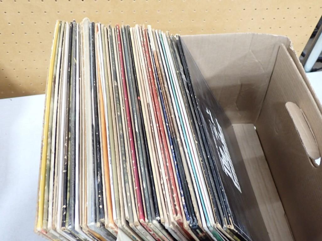 Lot of Vinyl Records 33 RPM LPs incl The Godfather, The Cocktail Hour, The First Family, Barbara Str: Lot of Vinyl Records 33 RPM LPs incl The Godfather, The Cocktail Hour, The First Family, Barbara Streisand, etc