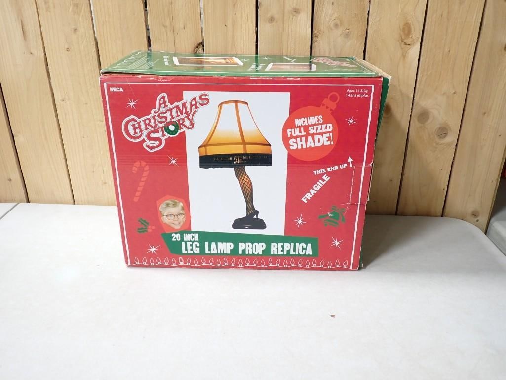A Christmas Story 20 Inch Leg Lamp Replica with original box (1 of 3)