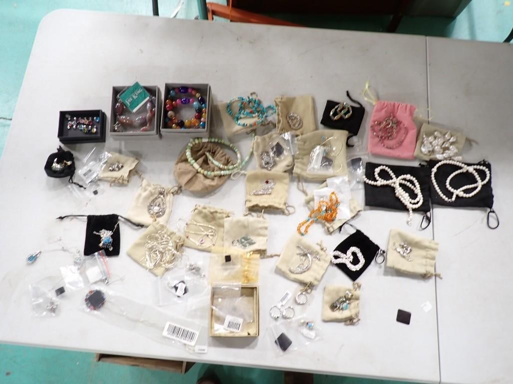 Large Lot of assorted Jewelry - all marked with 925 or sterling (1 of 17)